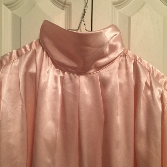 Light pink Vintage Blouse - Picture 6 of 8